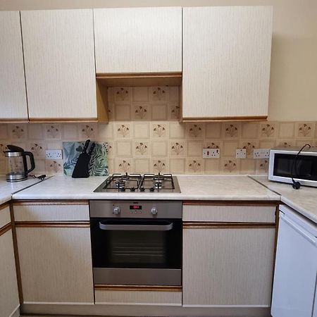 Faodail, 1 Bed Studio Apartment At Ravenscraig Castle And Park Kirkcaldy Eksteriør billede